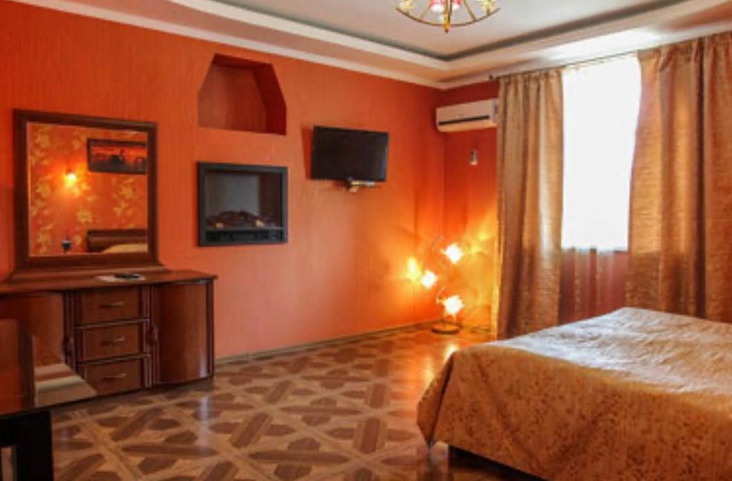 Hotel Гостинний Маєток Myla Esterno foto