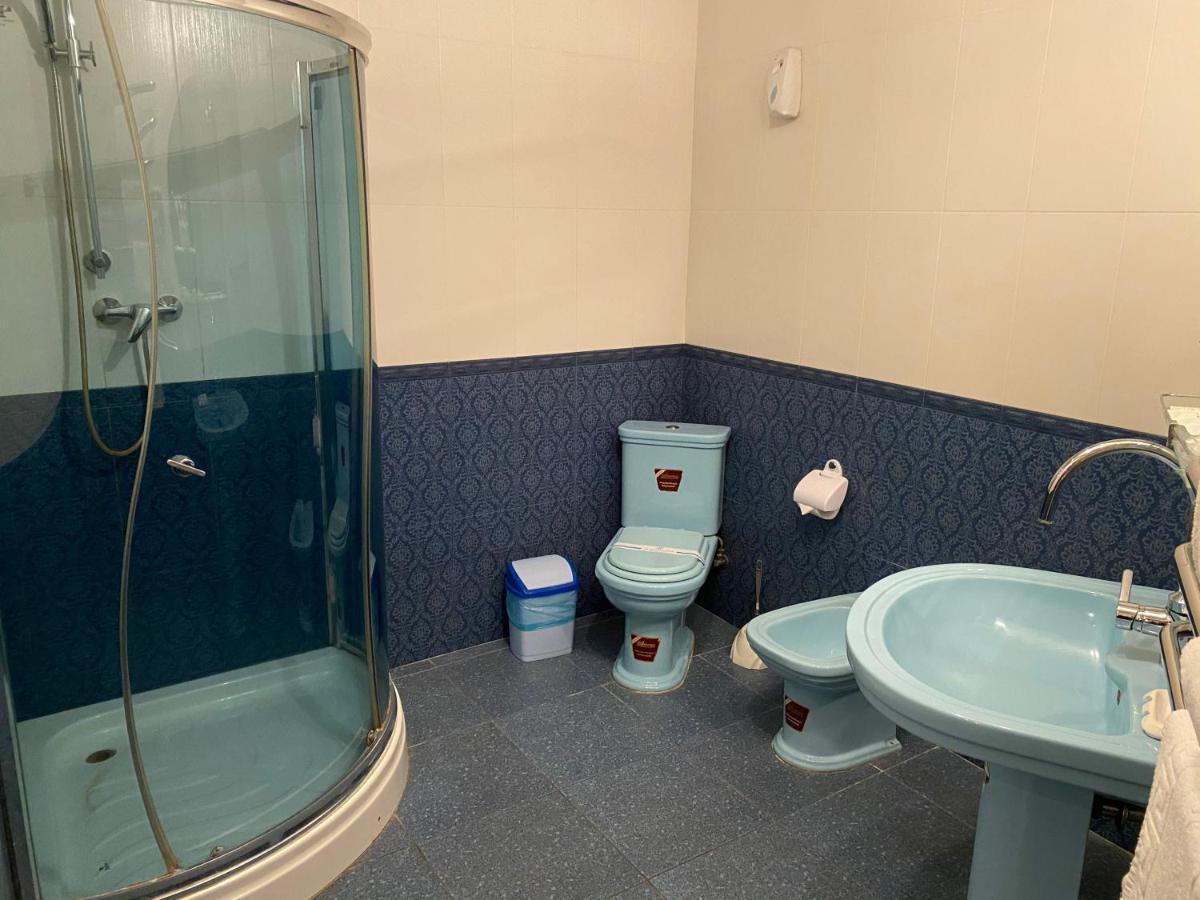 Hotel Гостинний Маєток Myla Esterno foto